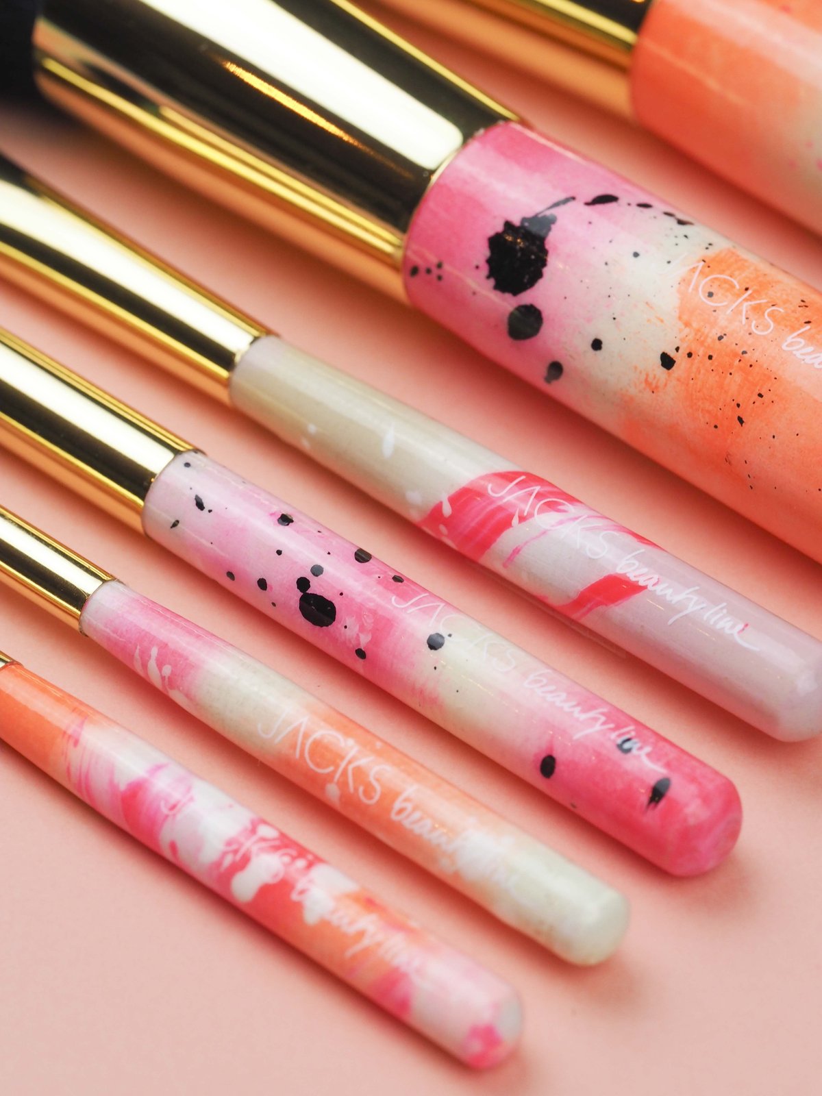 トラベルブラシセット ネオン | JACKS beauty line