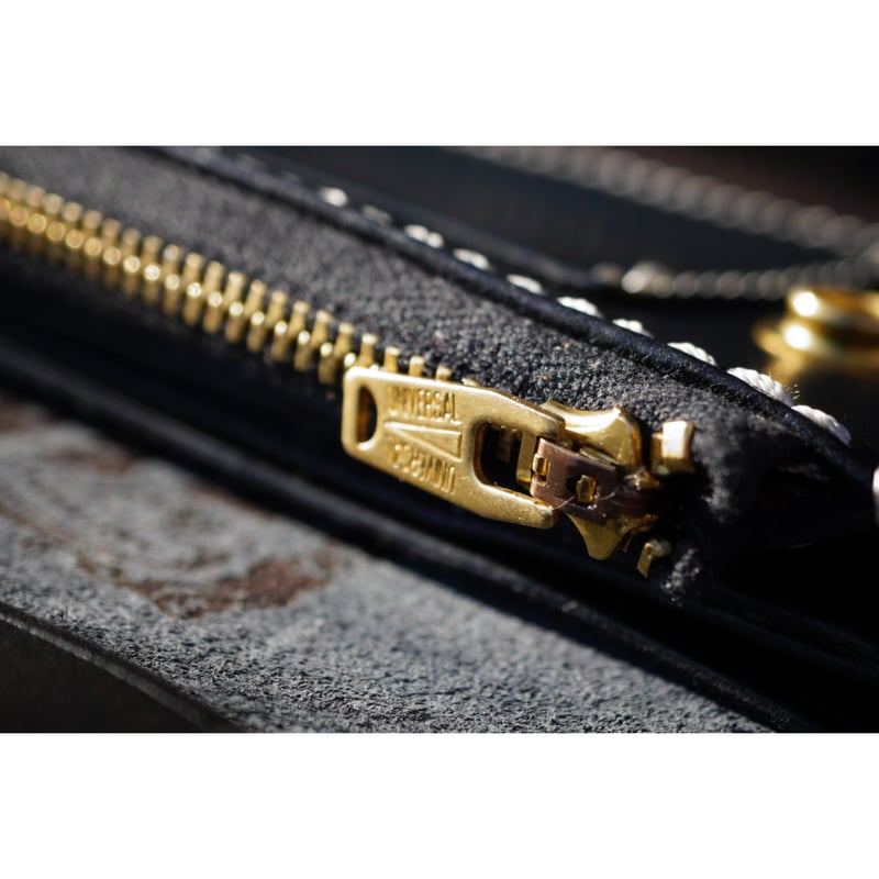 オリジナル トラッカーウォレット ブラック/ホワイトステッチ/真鍮