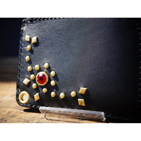 Studs Compact Wallet - "The Thorn"（ブラックサドル / L字ファスナー）