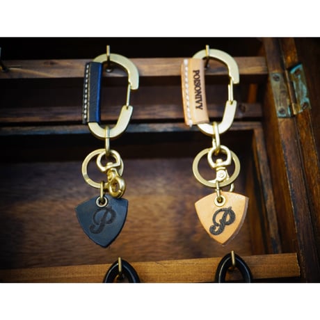 Brass & Leather Carabiner / 真鍮無垢×手縫いヌメ革カラビナ