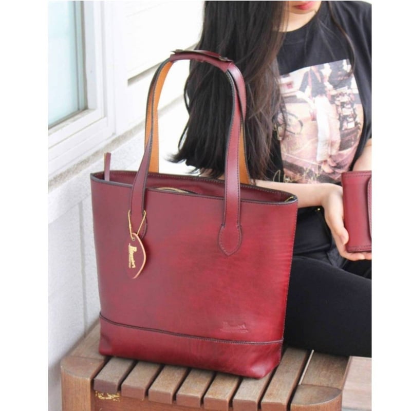 チーバッグ Chiiii bag トートバッグ/レザー レッド 赤 チーバッグ Chiiii bag トートバッグ/レザー レッド 赤