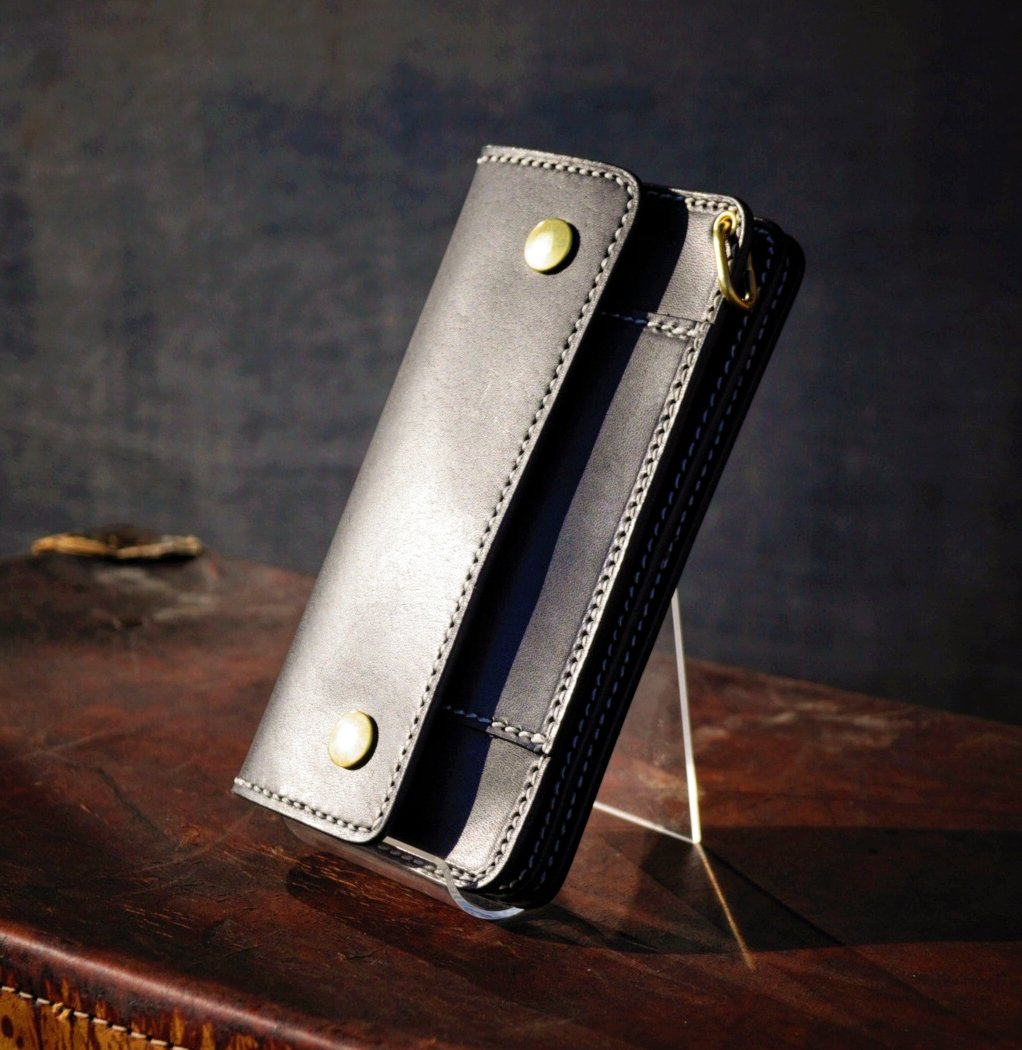 オリジナル トラッカーウォレット ブラック/ホワイトステッチ/真鍮