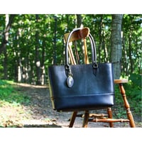 オリジナル レザートートバッグ ブラック/ノートPCサイズ 幅広タイプ / Black Leather Totebag