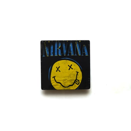 Nirvana / Two Tone Smiley Face S/S Tee