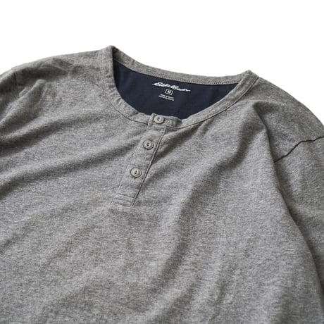 Eddie Bauer / Henley Neck L/S Tee