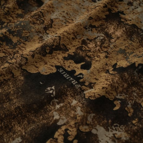 Red Head / Strata Camouflage L/S Tee