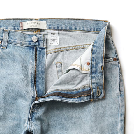 Levi's / Vintage, lot. 550 W : 36 "Relaxed Fit" "MADE IN CANADA"