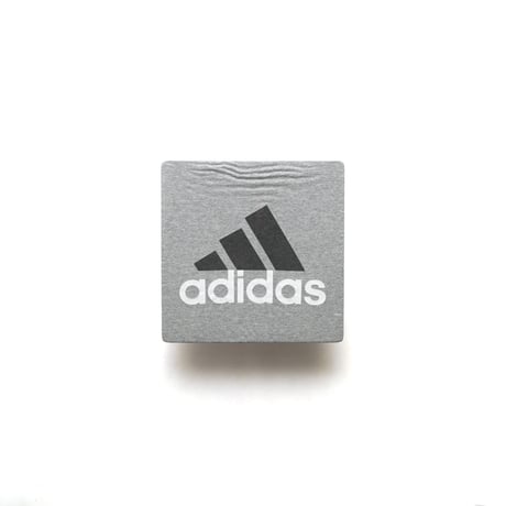 adidas / Vintage, Performance Logo S/S Tee