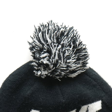 NIKE / Pom Pom Swoosh Knit Beanie