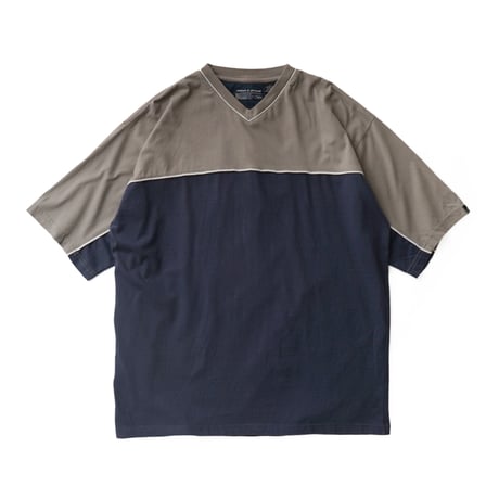 Point Zero / Vintage, Colorblocked V-Neck S/S Tee