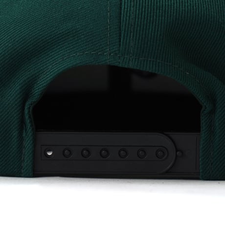 Nike / Vintage Bootleg, Swoosh Snapback 6-Panel Hat