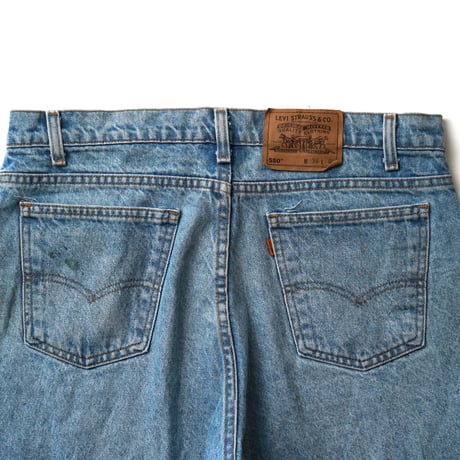 Levi's / Vintage, Lot. 550 Denim Short W : 36 "Relaxed Fit"
