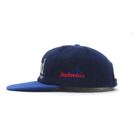 Budweiser / 90's Vintage, Fleece 6-Panel Strapback Hat