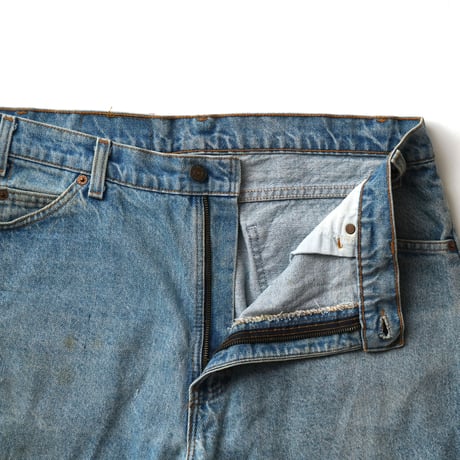 Levi's / Vintage, Lot. 550 Denim Short W : 36 "Relaxed Fit"