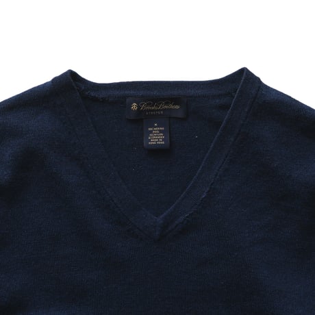 Brooks Brothers / Vintage, Merino Wool Strech Knit V-Neck Sweater