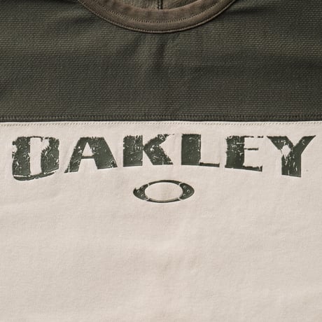 Oakley / Vintage, Split S/S Tee