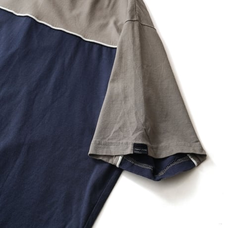 Point Zero / Vintage, Colorblocked V-Neck S/S Tee