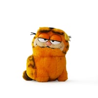 Garfield / Vintage, Plush Toy "Graduation, Sitting Standard, Right"