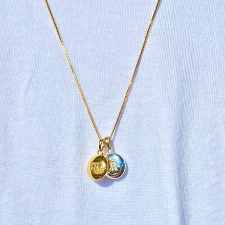 IN-PUT-OUT / Chocolate Necklace