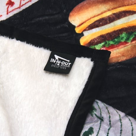 IN-N-OUT BURGER / Plush Blanket