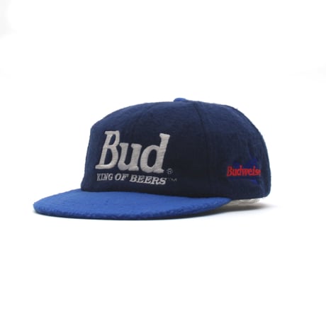 Budweiser / 90's Vintage, Fleece 6-Panel Strapback Hat