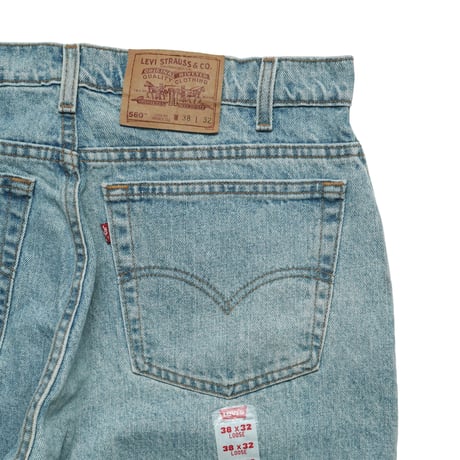 Levi's / Vintage, lot. 560 W : 38 "Loose Fit, Tapered Leg"