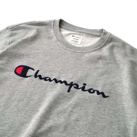 Champion / Embroidered Logo Crewneck Sweatshirt