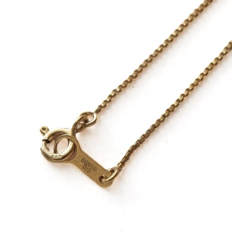 IN-PUT-OUT / Chocolate Necklace
