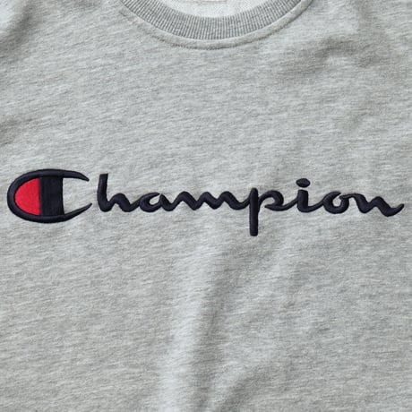 Champion / Embroidered Logo Crewneck Sweatshirt