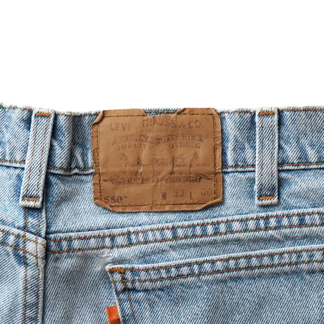 Levi's / Vintage, Lot. 550 Denim Short W : 33 "Relaxed Fit"