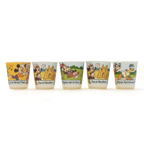 Dixie × Disney / Mickey and Friends Bathroom Cups (200Cups, 3oz, All 10 Cup Scenes)
