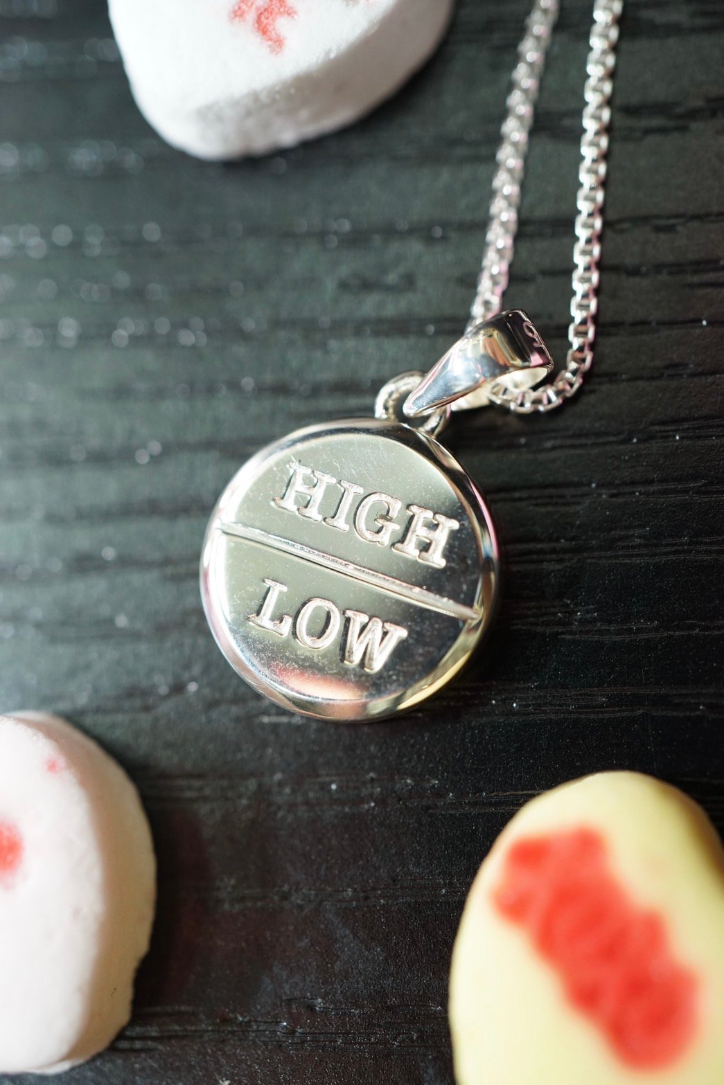 アクセサリー Yin-Yang & MDMA Reversible Necklace IN-PUT-OUT / Yin-Yang MDMA Necklace | ティーレコ
