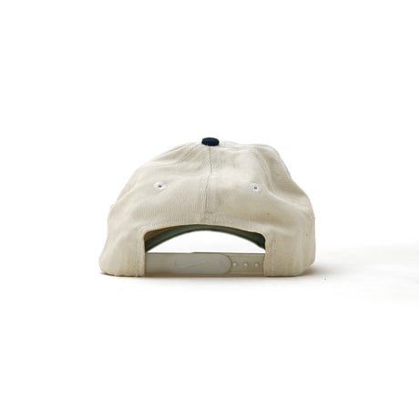 NIKE / Vintage, Swoosh Two-Tone 6-Panel Snapback Hat