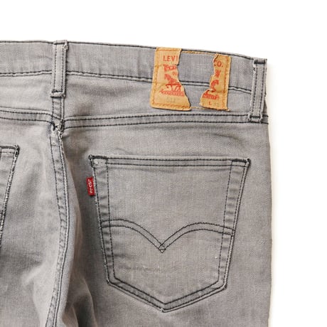 Levi's / lot. 511 W : 33 × L : 32 "Slim Fit"