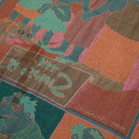The Simpsons / Vintage, Woven Tapestry Fringe Throw Blanket "Family & Friends"