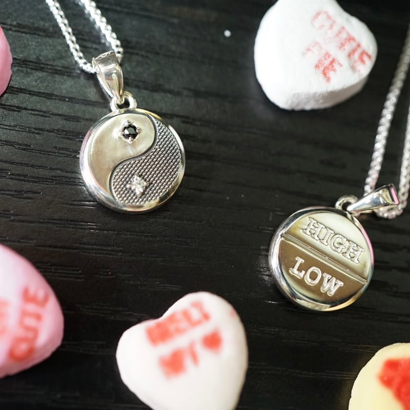 アクセサリー Yin-Yang & MDMA Reversible Necklace IN-PUT-OUT / Yin-Yang MDMA Necklace | ティーレコ