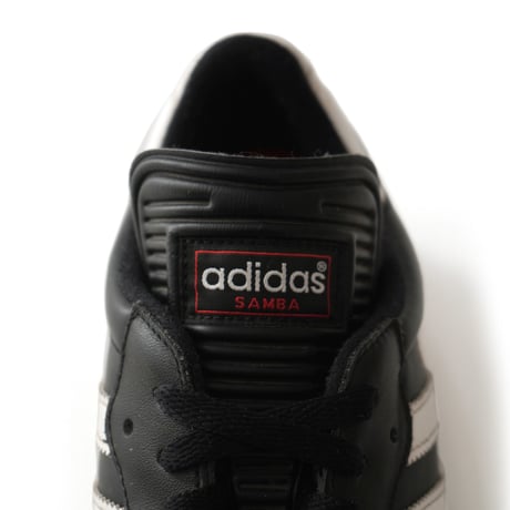 adidas / Samba Classic
