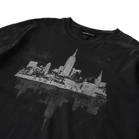 DKNY Jeans / Manhattan Bleached S/S Tee