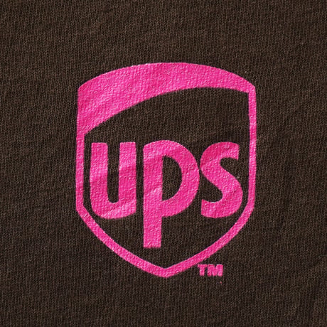 UPS / Logo S/S Tee "Brown Supports Pink"