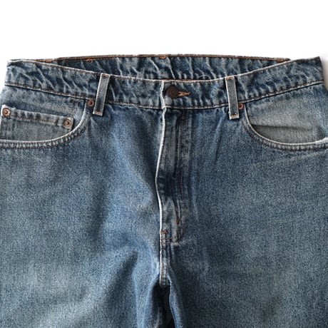 Levi's / Vintage, lot. 560 W : 34 "Loose Fit, Tapered Leg"