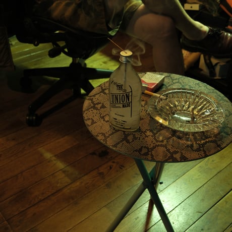 THE UNION / The Smoke Bottle