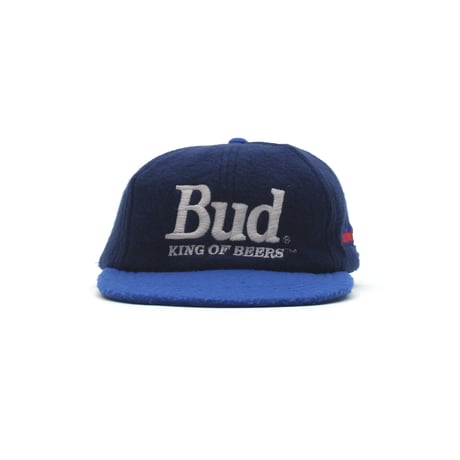Budweiser / 90's Vintage, Fleece 6-Panel Strapback Hat