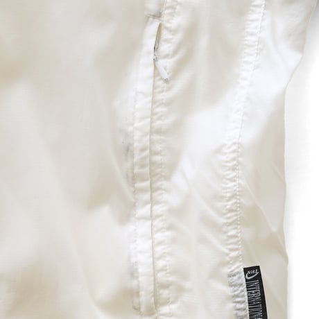 NIKE / Vintage, Half Zip Pullover Windbreaker "International"