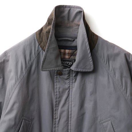 Burberry / Vintage, Soutien Collar Coat with Quilted Liner Vest