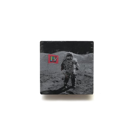 MTV / Astronaut Moon Flag S/S Tee