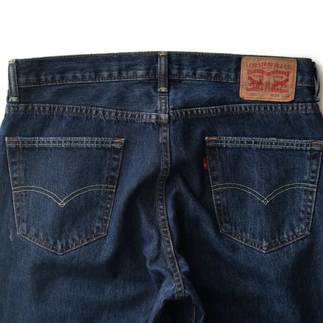 Levi's / Vintage, lot. 560 W : 34 "Comfort Fit"
