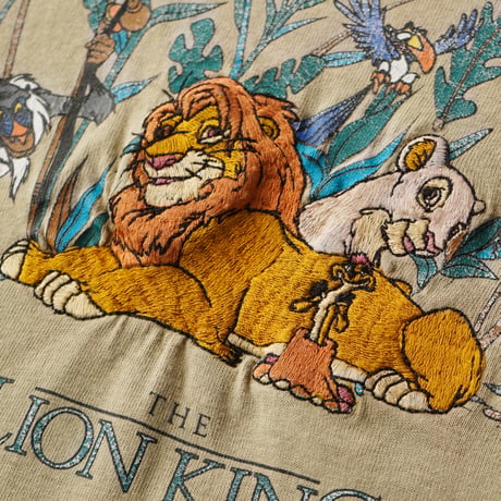 Lion King / Vintage, Embroidered Graphic S/S Tee