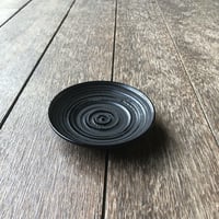 茶托　桟俵象谷塗　10.5cm