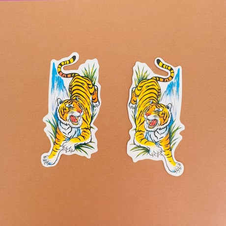 トラ 虎 草の中 シール TIGER STICKER