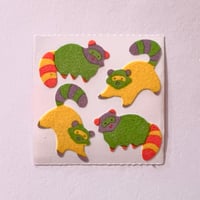 Great 7 シール レッサーパンダ（黄色と黄緑） ザラザラ POODLE STICKER